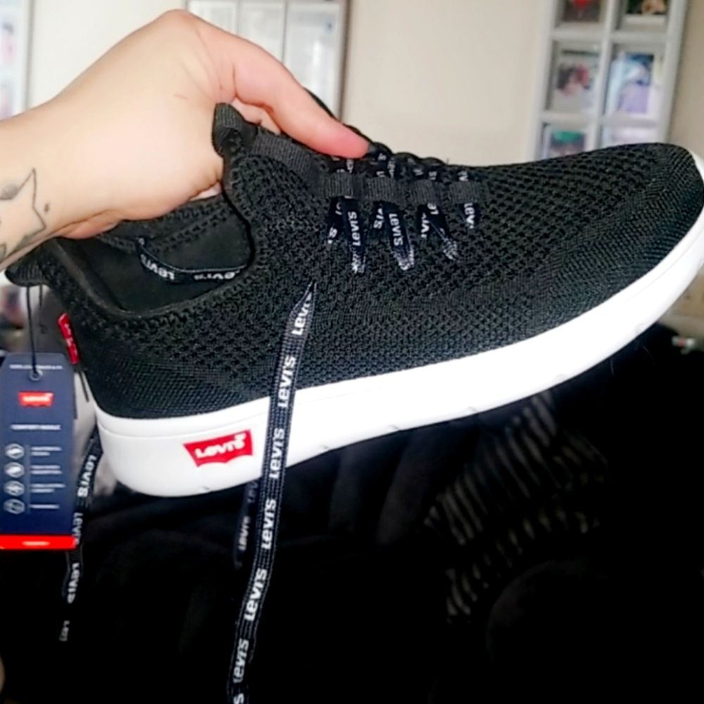 Women's Levi Shoes